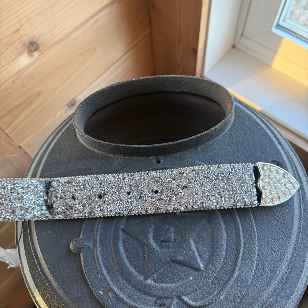 Ariat Western Crystal Rhinestone Leather Glitz Belt 36.5” Silver M/L - Picture 5 of 6